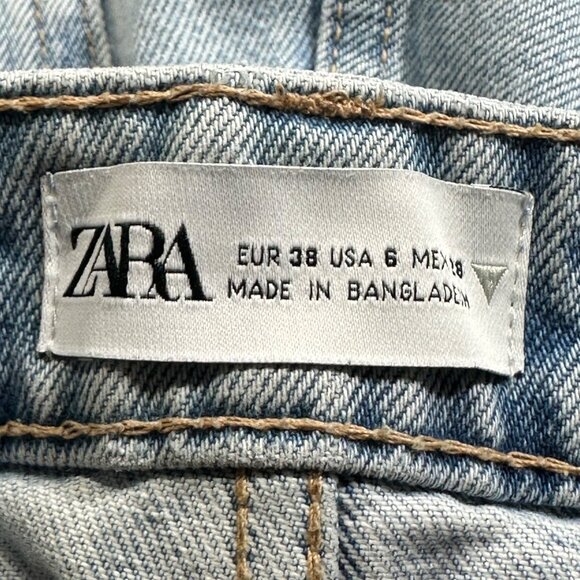 High-Waisted Distressed Button Up Denim Shorts Frayed Hem Zara Size 6 Beach - Picture 5 of 7